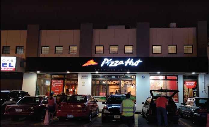 Fachada del restaurante Pizza Hut Alajuela Centro