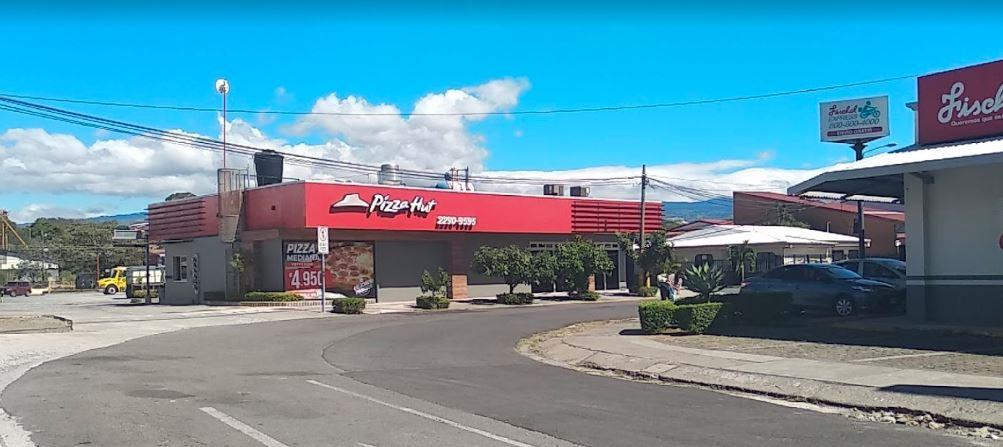 Fachada del restaurante Pizza Hut Belén