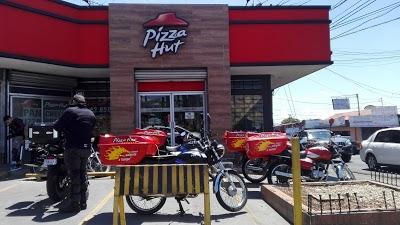 Fachada del restaurante Pizza Hut Alajuela Express
